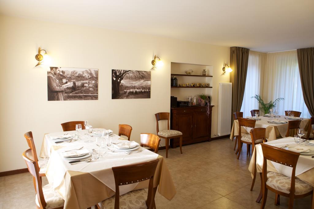 Agriturismo La Rocca Hotel Marsia Luaran gambar